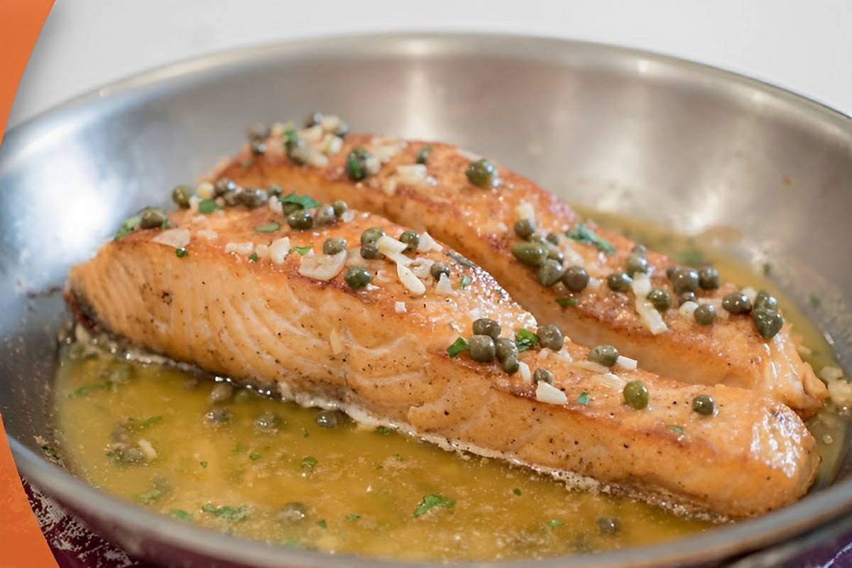 Salmão com alcaparras fácil e delicioso até quem não sabe cozinhar consegue fazer