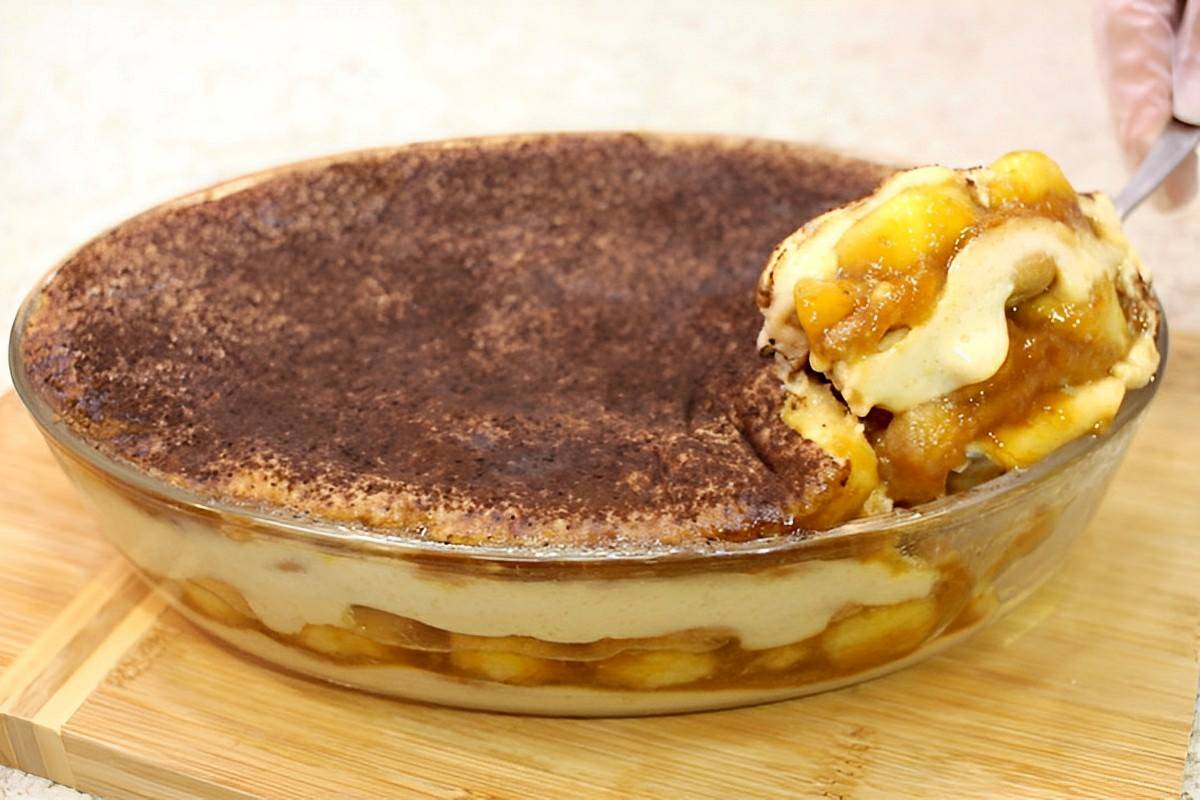 Sobremesa de banana caramelizada econômica deliciosa e fácil de preparar