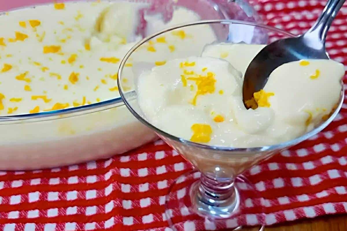 Sobremesa sem açúcar com 3 ingredientes deliciosa e feita com suco natural da fruta