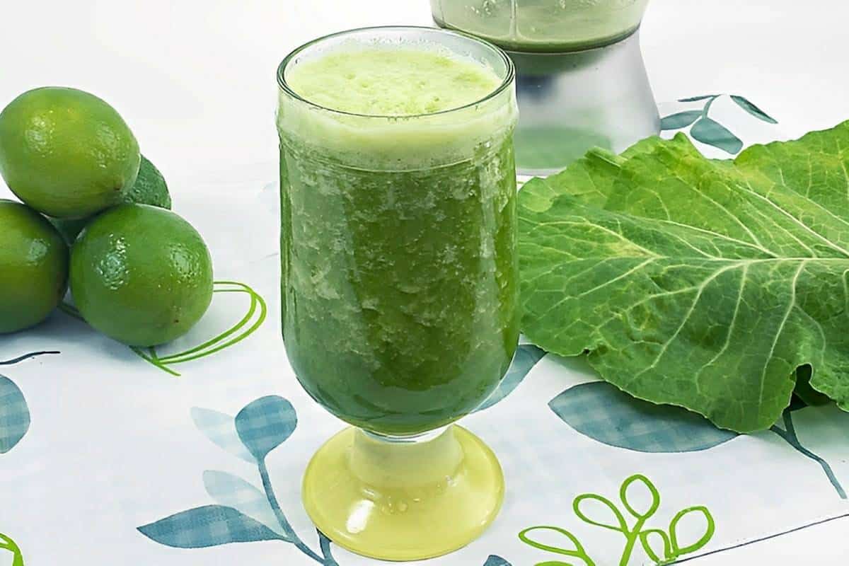 Suco detox com couve e limão para emagrecer e eliminar os excessos da Páscoa