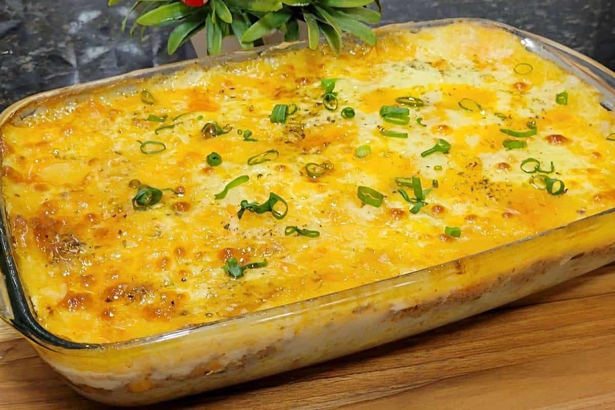 Batata com carne moída gratinada no forno um prato simples e delicioso para toda a família