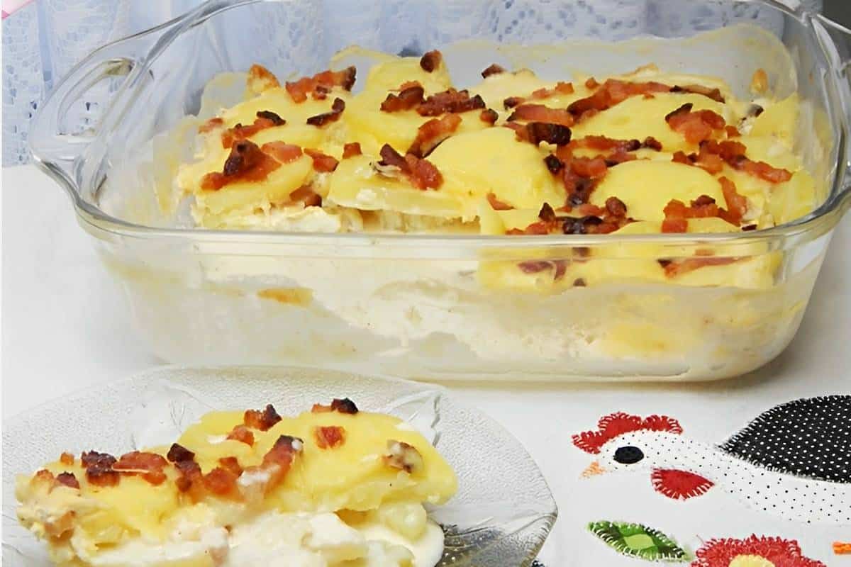 Batata gratinada com bacon muito fácil e deliciosa o acompanhamento perfeito para qualquer prato