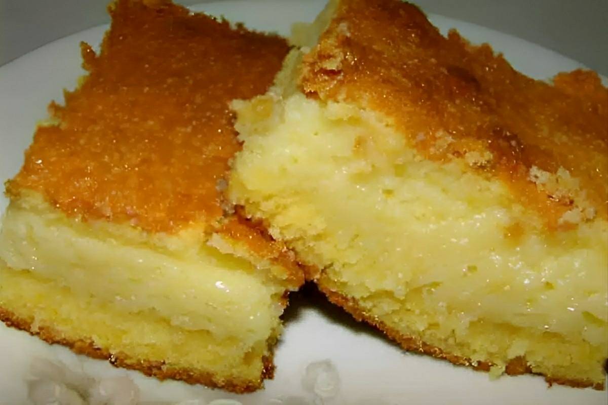 Bolo de fubá cremoso de liquidificador simples e fácil uma delícia para servir no seu lanche ou café