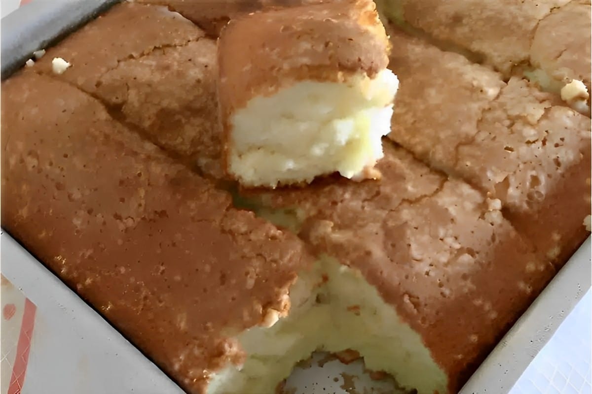 Bolo de nada um bolo simples e delicioso para comer no café da manhã ou lanche da tarde