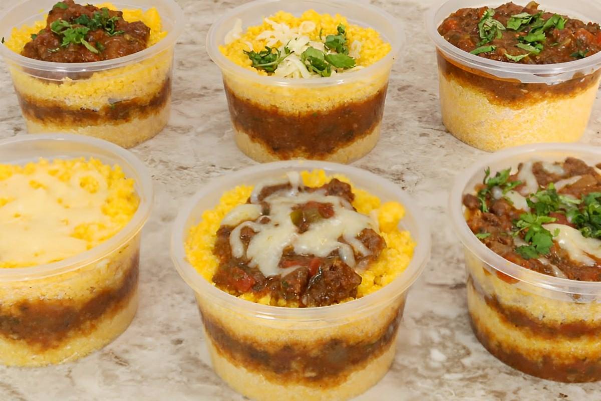 Cuscuz no pote à bolonhesa leve e delicioso para levar e comer aonde quiser