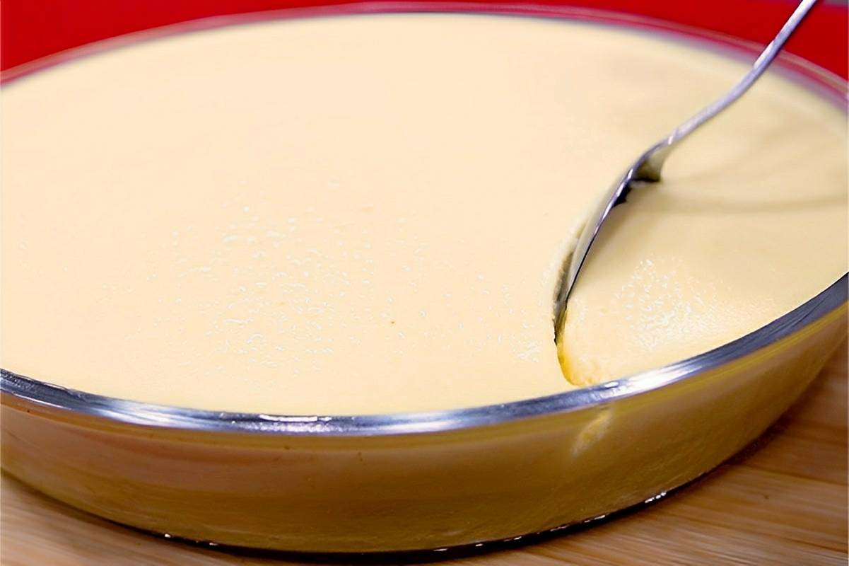 Geladão de abacaxi é a sobremesa mais leve e fácil para o seu dia a dia