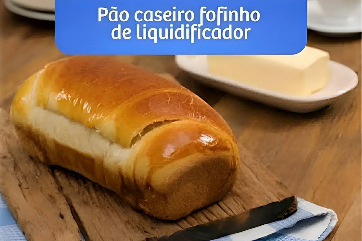 Pão caseiro de liquidificador macio e fácil de fazer para servir com geleias ou manteiga