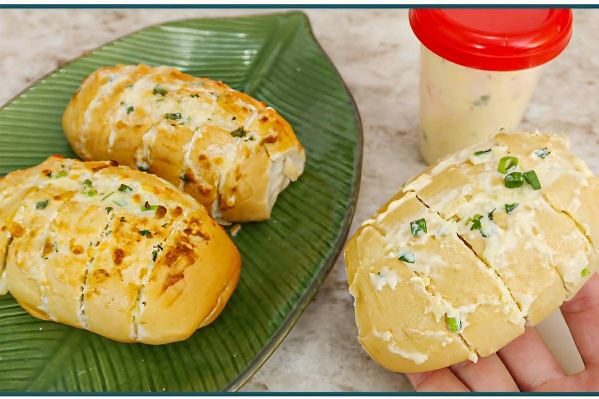 Pão de alho com pão francês e muçarela delicioso e perfeito para o seu churrasco