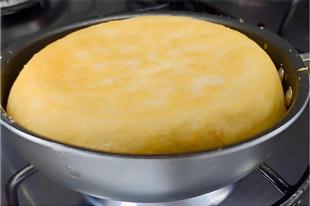 Pão de tapioca na frigideira muito mais leve e saudável que o pão francês do café da manhã