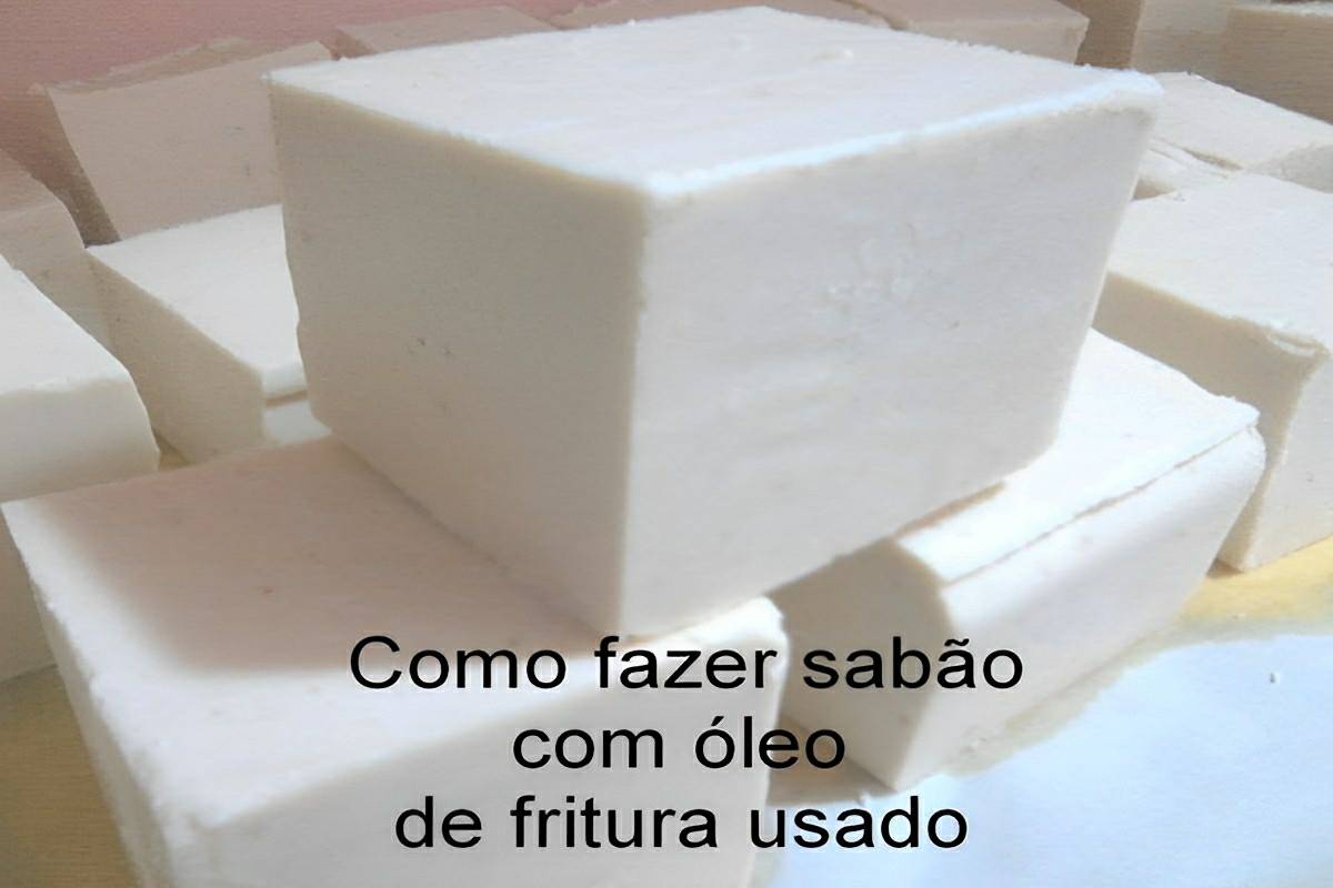 Juntei 6 litros de óleo em casa e fiz esse sabão caseiro com 3 ingredientes ótimo para lavar roupas