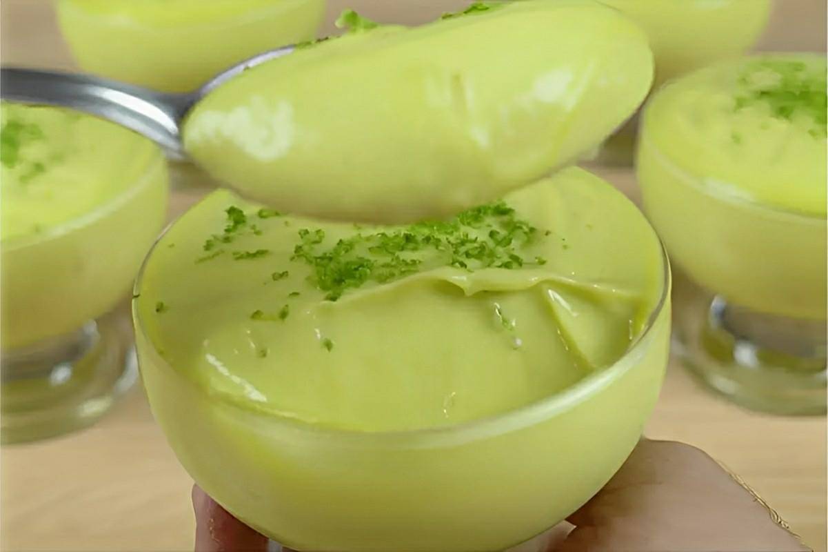 Sobremesa de abacate cremosa para matar a vontade de doce sem sair da dieta