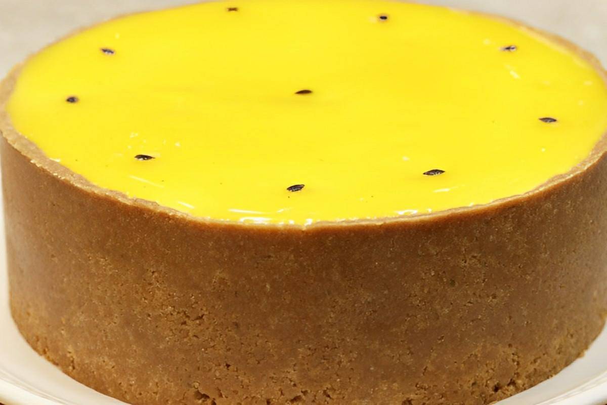 Torta de maracujá de liquidificador uma sobremesa fácil e deliciosa para o dia das mães