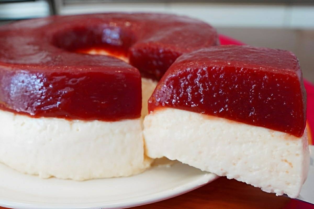 Pudim Romeu e Julieta que derrete na boca a sobremesa perfeita para o fim de semana