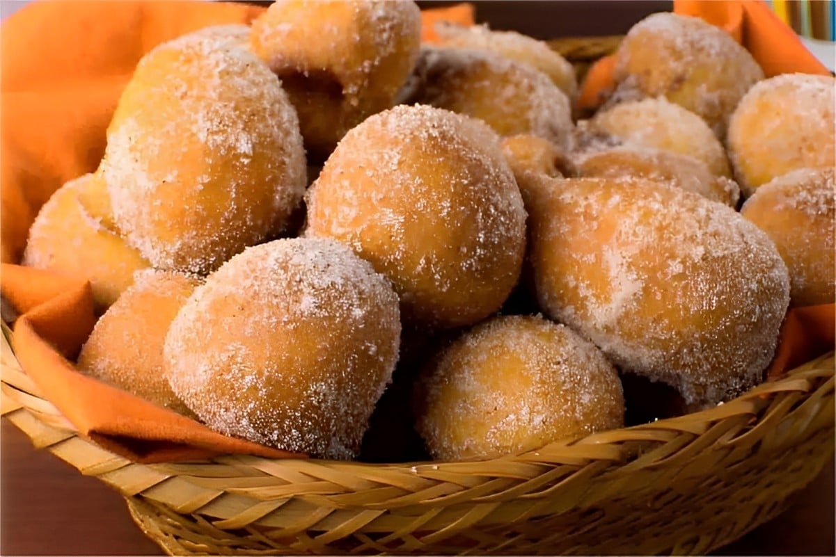 Bolinho de chuva da Palmirinha o delicioso bolinho de chuva da vovó para saborear à tarde