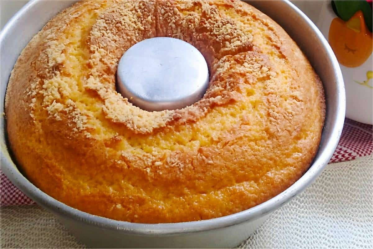 Bolo de fubá sem trigo igual vovó fazia ele fica tão fofinho que derrete na boca