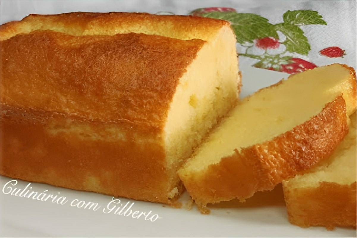 Bolo de maisena tipo pullman bem macio e fofinho para seu café da manhã ou lanche da tarde