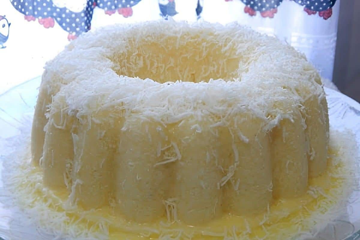 Bolo gelado de tapioca muito fácil de fazer é só misturar os ingredientes e levar à geladeira