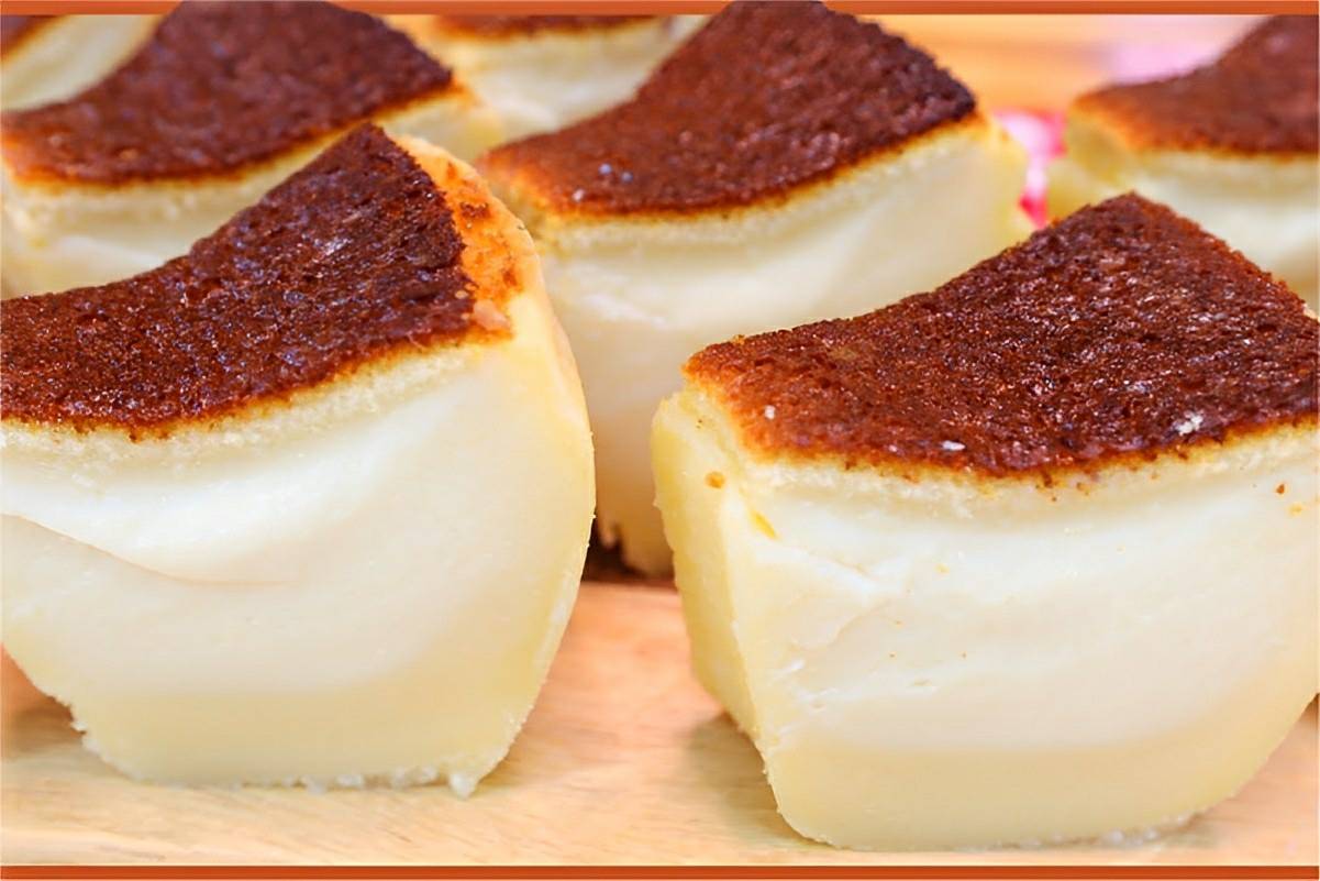 Bolo mole bem cremoso e fácil de fazer basta bater todos os ingredientes no liquidificador e assar
