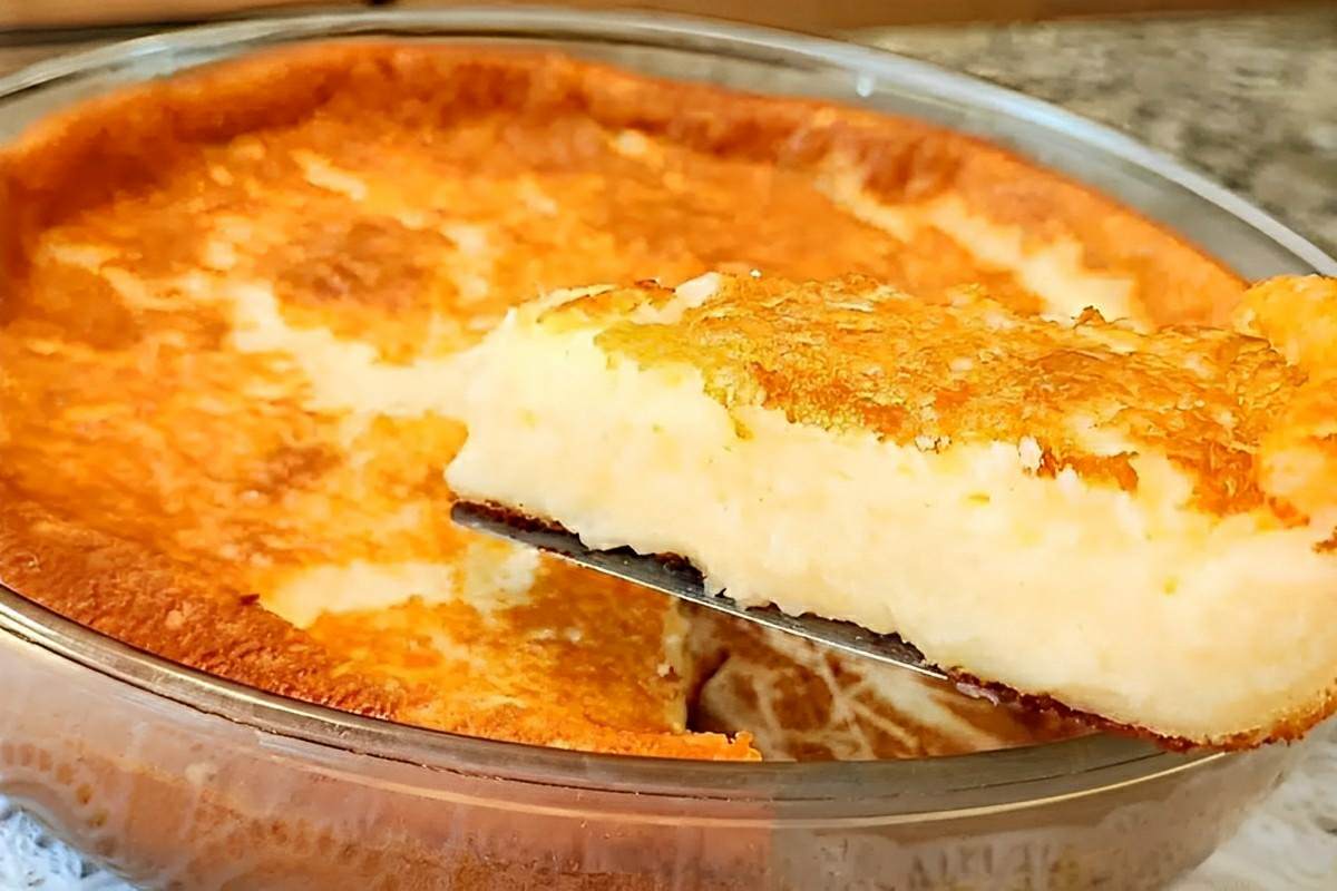 Docinho do céu simples e fácil de fazer é só bater os ingredientes no liquidificador e assar