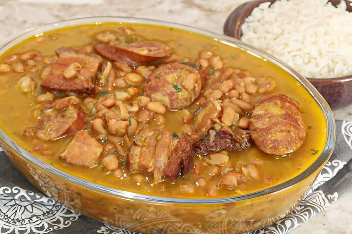Feijão simples e fácil uma receita deliciosa que aprendi no restaurante