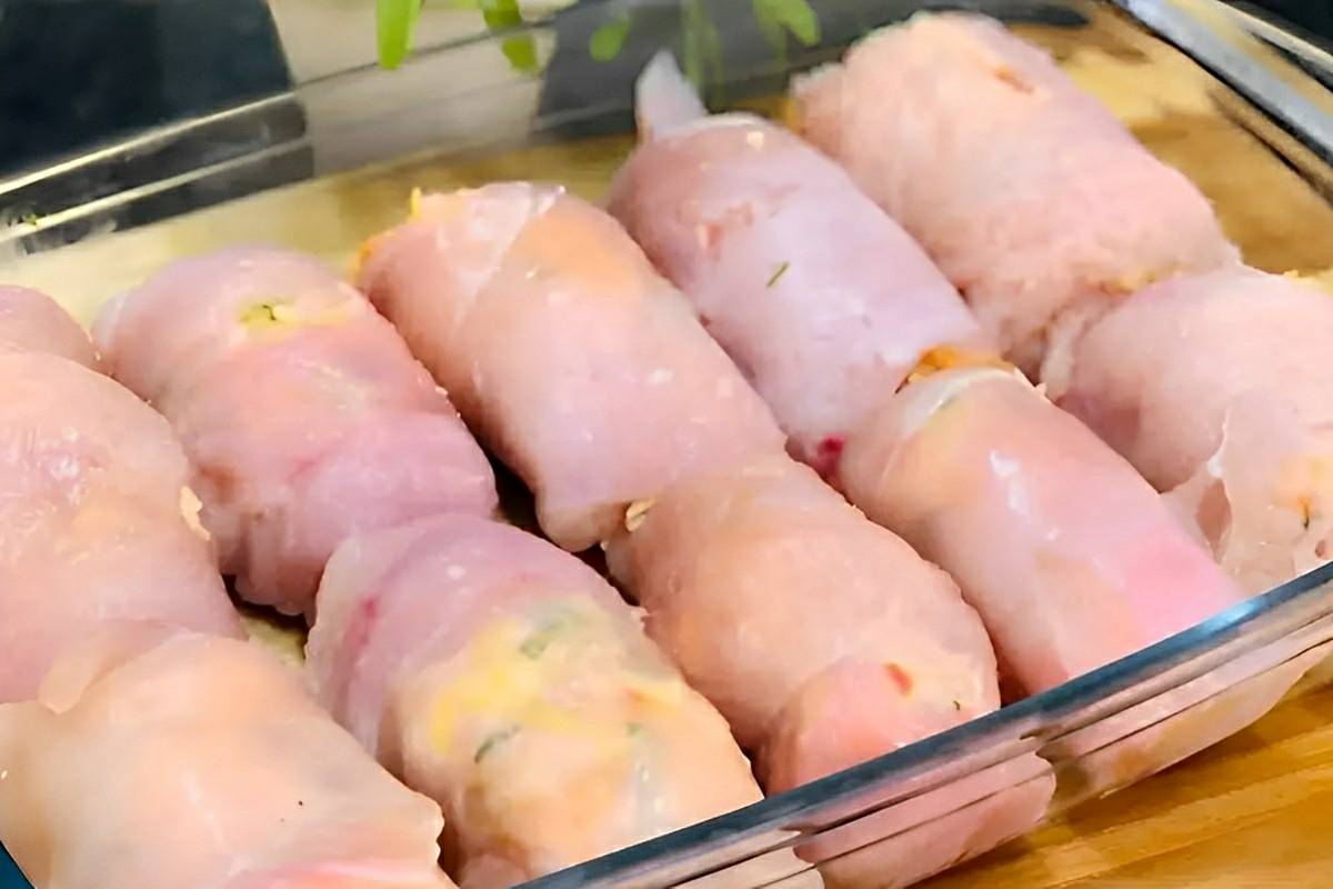 Frango à rolê delicioso e econômico perfeito para o almoço ou jantar de toda a família