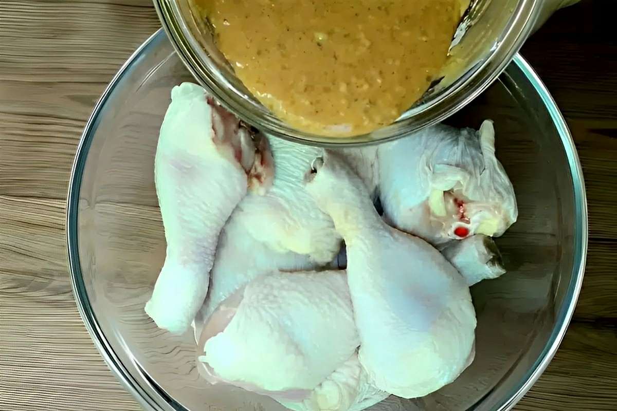 Frango assado delicioso e suculento como você jamais provou