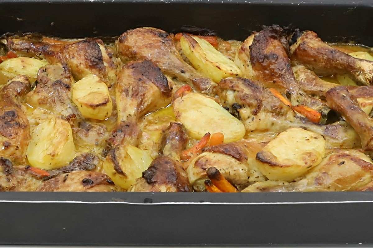 Frango na maionese fácil de fazer e delicioso perfeito para o seu almoço ou jantar
