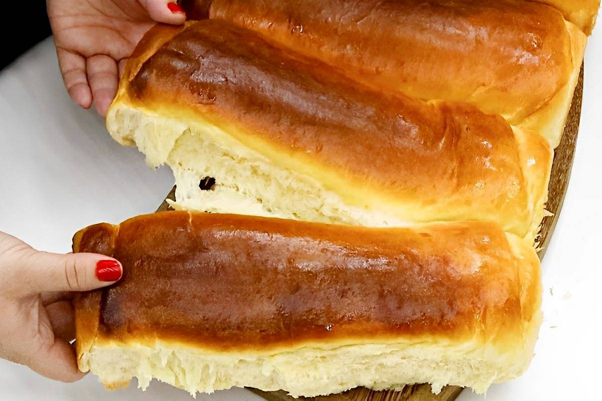 Pão caseiro de leite fofinho macio e saboroso a melhor receita de pão caseiro para o lanche ou café