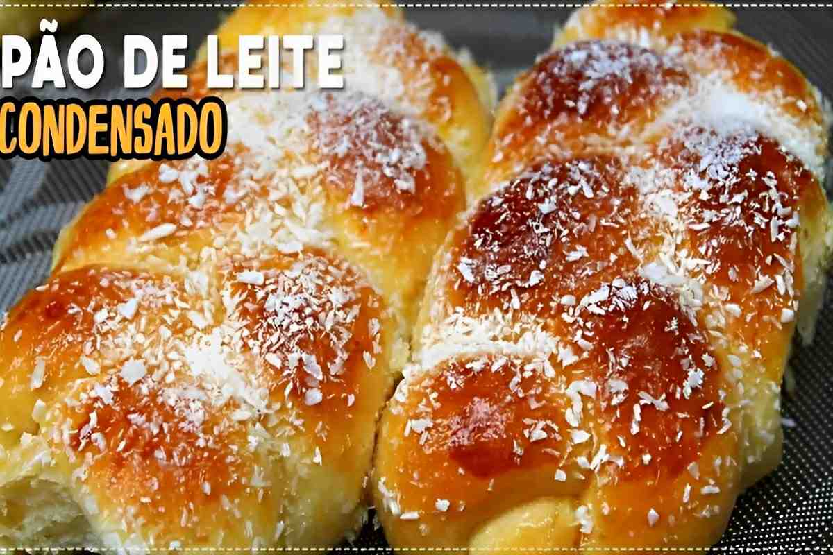 Pão de leite condensado com coco muito fofinho e gostoso perfeito para servir com chá ou café