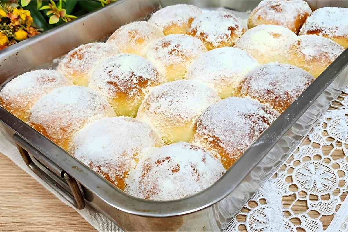 Pão de moça um pão doce de leite condensado fofinho e perfeito para o lanche ou café
