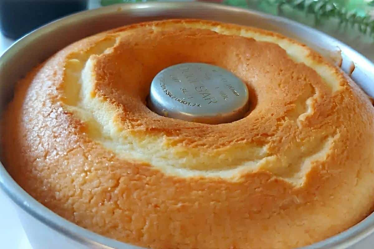 Bolo de 1 ovo só batido à mão muito fofinho e perfeito para servir no lanche ou café