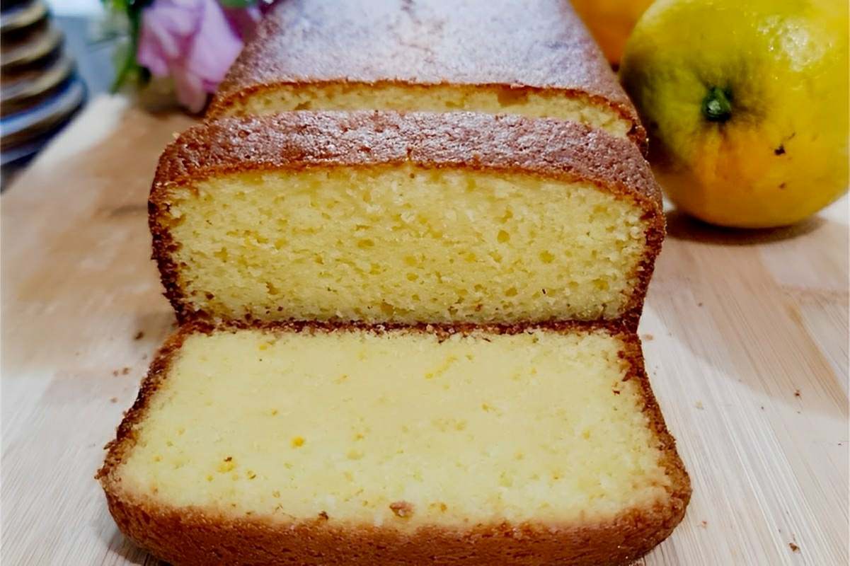 Bolo de laranja com casca caseirinho tipo pullman muito fofinho e saboroso