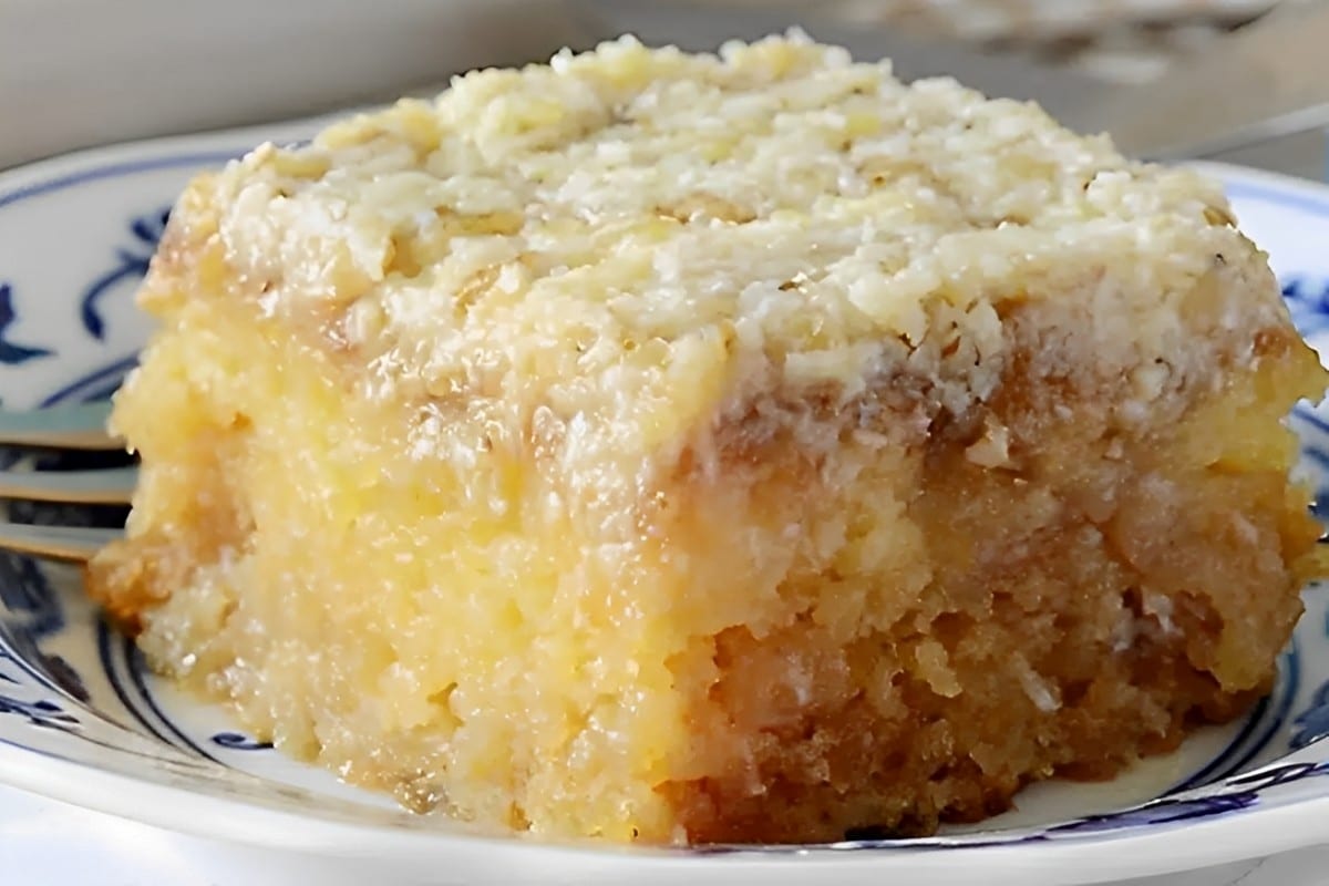 Docinho do céu o bolo de coco mais molhadinho e saboroso para o seu lanche da tarde