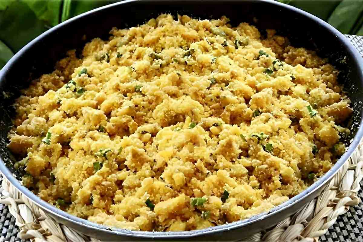 Farofa de banana fácil de fazer e deliciosa para o seu almoço ou jantar