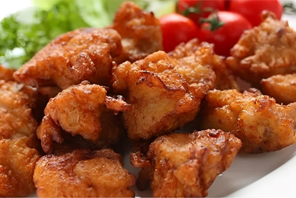 Frango à passarinho na panela de pressão rápido fácil de fazer e delicioso