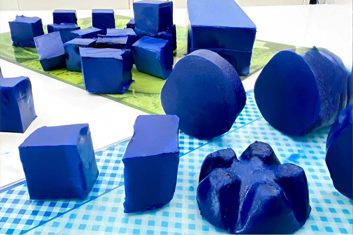 Pastilha sanitária para vaso com caixa acoplada vai deixar seu vaso limpo higienizado e perfumado