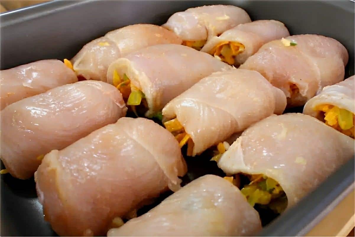 Peito de frango recheado com legumes delicioso saudável e fácil de fazer