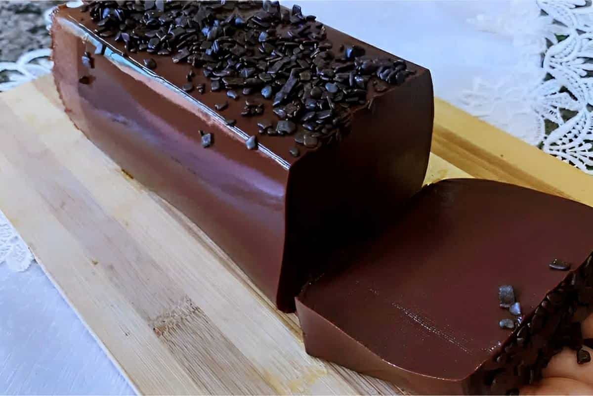 Sobremesa de chocolate na caixinha de leite fácil de fazer e fica pronta em apenas 5 minutos