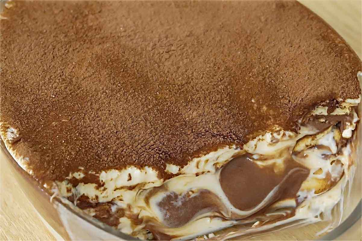 Sobremesa gelada e deliciosa pronta em 10 minutos é só misturar os ingredientes e levar para gelar