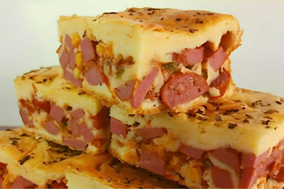 Torta de salsicha de liquidificador perfeita para o lanche do fim de semana