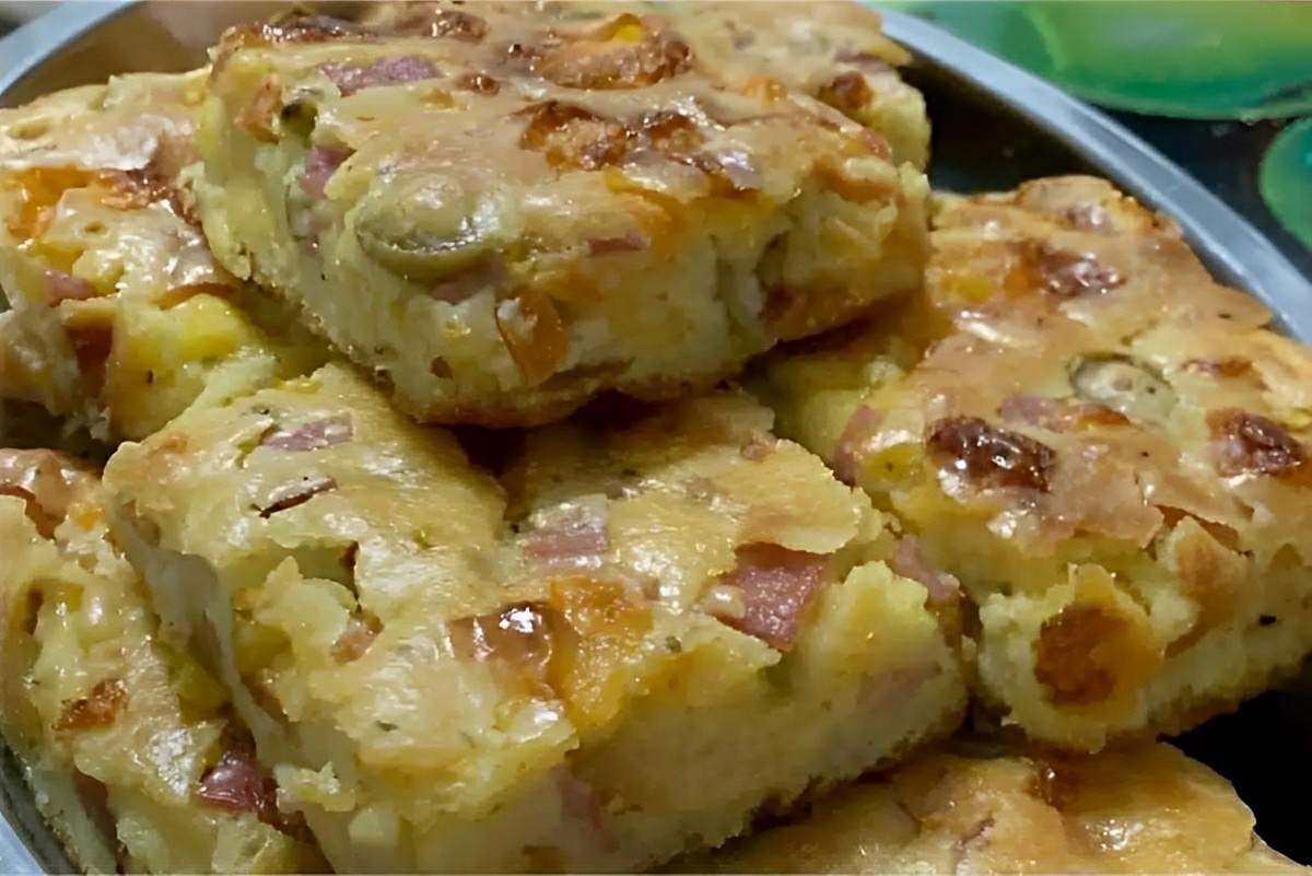 Torta napolitana deliciosa e fácil de fazer é só bater os ingredientes no liquidificador rechear e assar