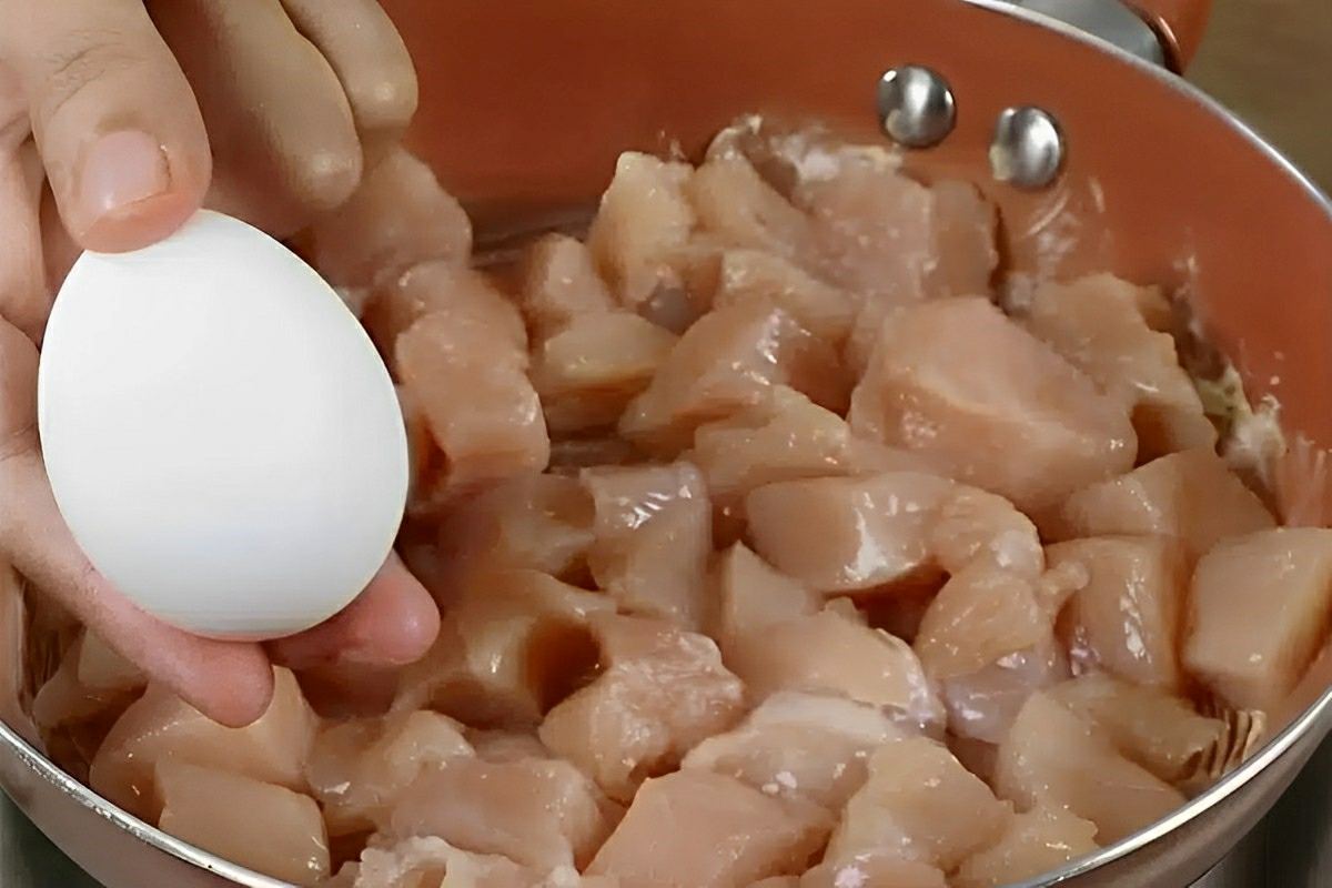 Com apenas 1 peito de frango fiz um almoço completo para toda a família