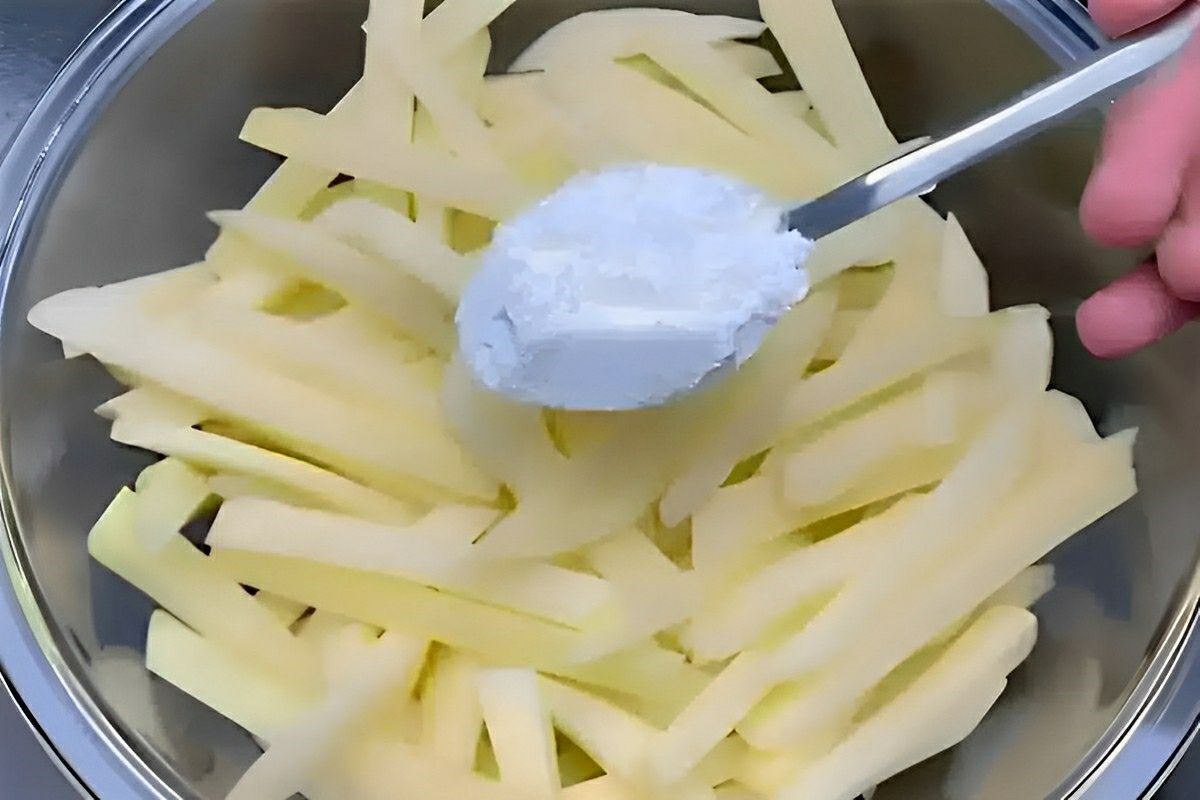 Adicionei apenas esse ingrediente e fiz uma batata frita crocante igual do fast food