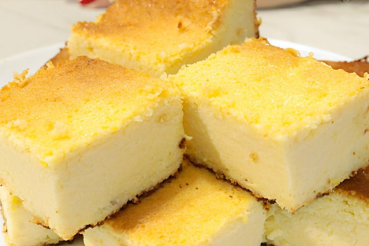 Bolo mole de milho cremoso parece um pudim bem molhadinho e delicioso