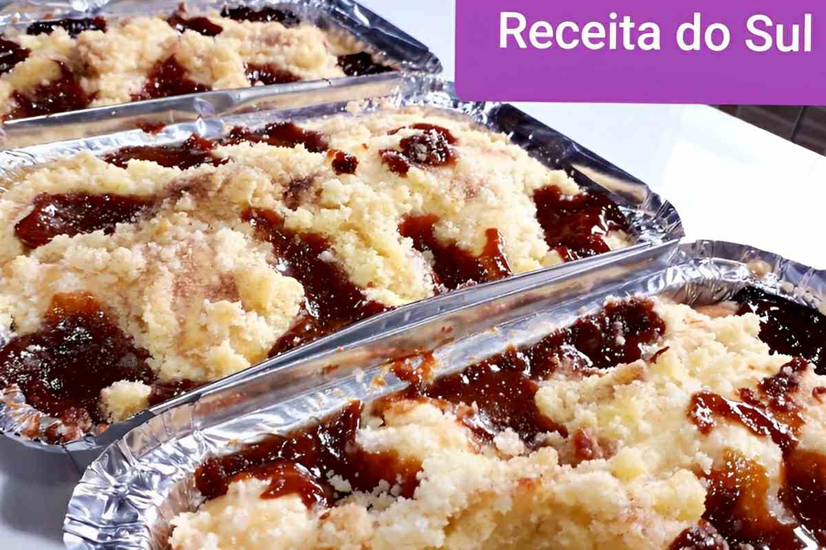 Cuca com farofa que derrete na boca deliciosa e perfeita para o seu lanche da tarde ou café da manhã