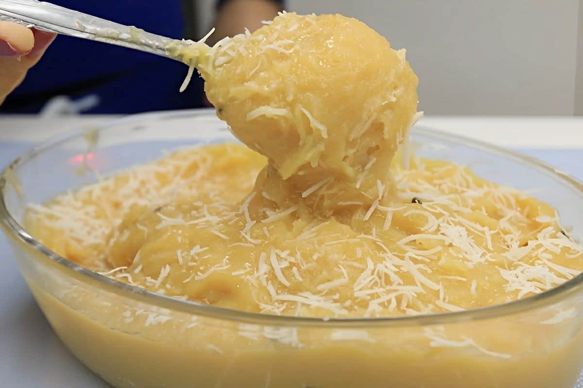 Doce de leite com coco simples e fácil para comer de colher