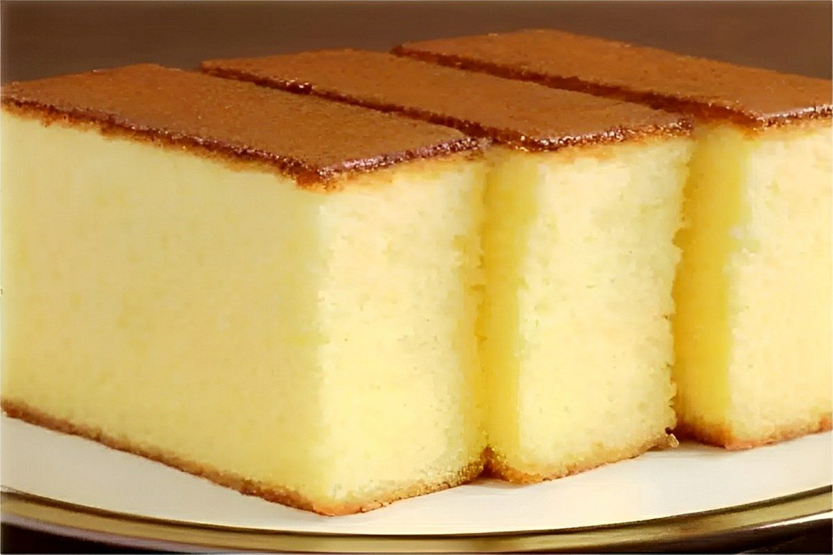 Pão de ló muito fofinho e fácil de preparar perfeito para os seus bolos recheados