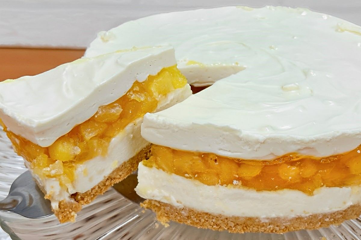Essa é a sobremesa mousse de abacaxi que vai deixar os seus convidados com água na boca