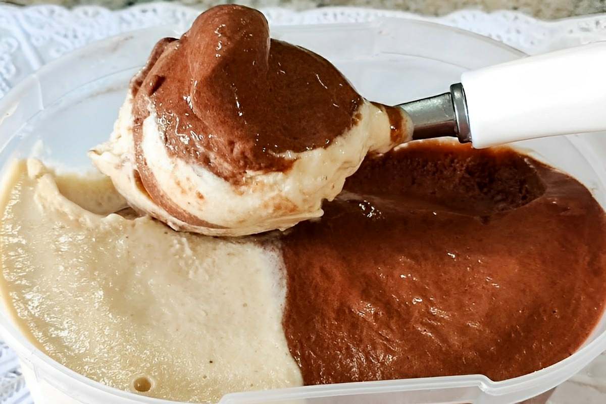 Sorvete caseiro sem açúcar adoçante ou gelatina feito com 1 ingrediente que você tem em casa