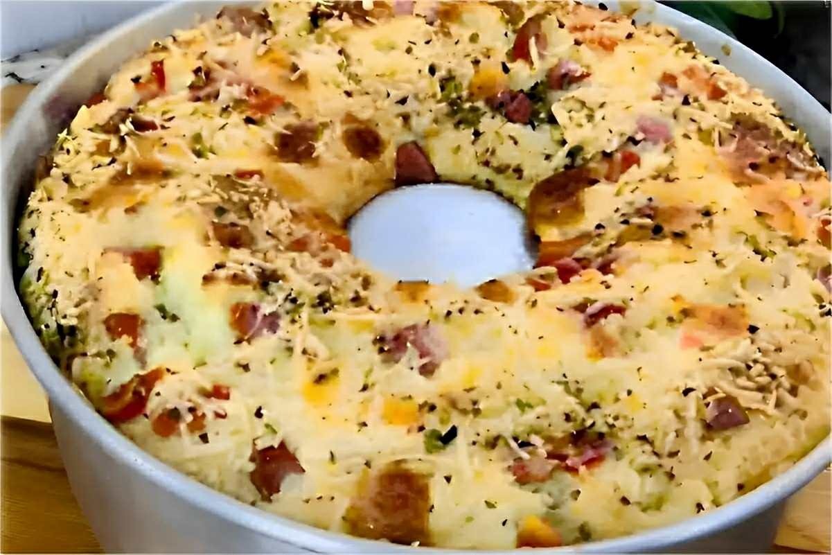 Não jogue o arroz velho fora antes de ver essa receita de bolo salgado de arroz